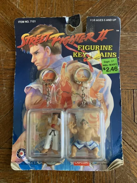 VINTAGE 1992 CAPCOM Street Fighter II Figurine Key Chains Ryu + E ...