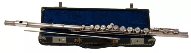 Vintage Gemeinhardt Scarce Model M2CS # 451357 Silver Flute With Case.