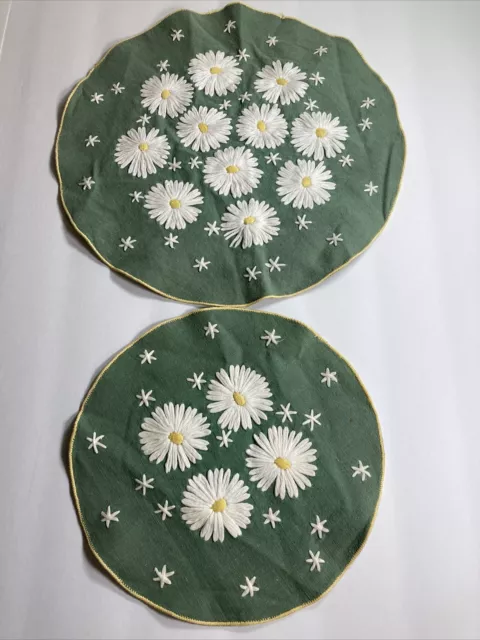 Vintage Green Doilies Yellow Edges With Embroidered Daisies Set Of 2