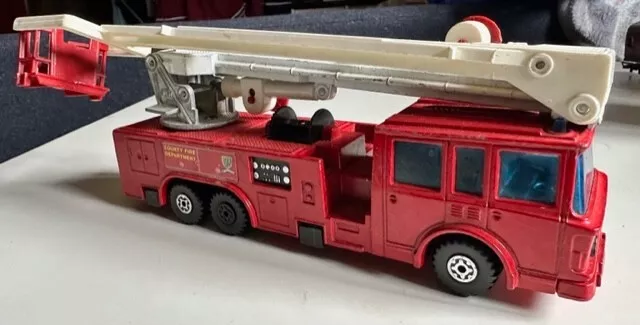 Matchbox Super Kings K-39 Simon Snorkel Fire Engine (1979)