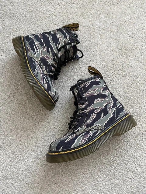 Scarpe mimetiche Dr Marten Doc neonato bambino bambino taglia 6 EU 23 nuove rare