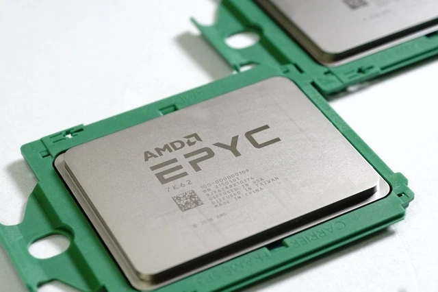 Processore AMD EPYC 7502 32 Core 64 Thread 2.5GHz - LOCKED DELL (usato)