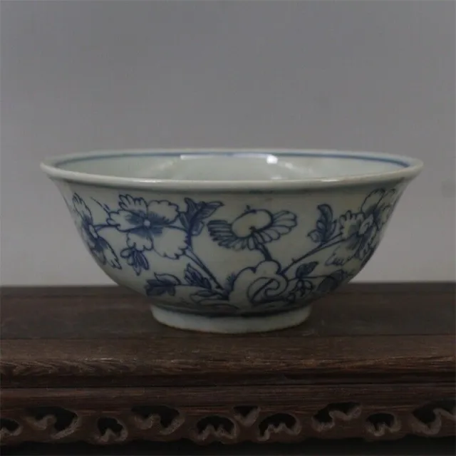 Chinese Porcelain Ming Dynasty Blue and White Floral Pattern Tea Bowl 5.11 Inch