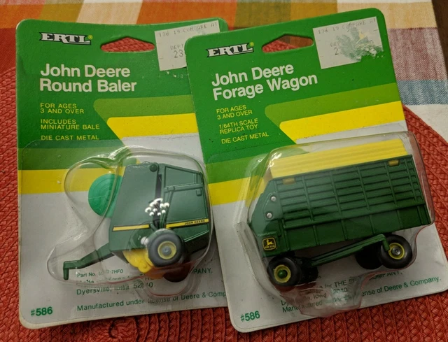 VINTAGE Ertl 1/64 John Deere Round Baler & Forage Wagon Farm Lot of 2 In Package