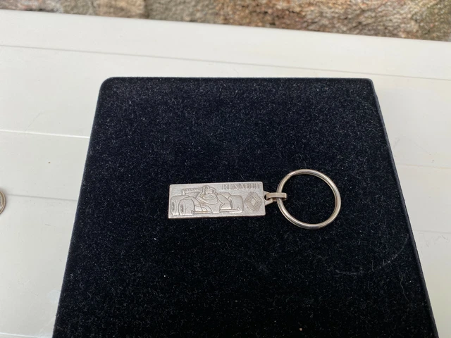 Ancien porte clé Métal relief RENAULT Garage Formule 1 Logo Années 70
