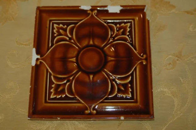 1 Antique Art Nouveau 6"x6" Floor or Wall Tile 1890s