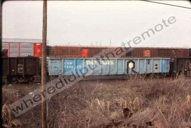 Original Slide Chicago Northwestern CNW ROCK 742109 Gondola Proviso ILL 5-80