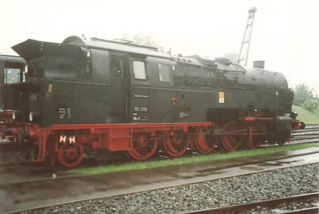 Foto BR 95 016 Dampflokomotive im DDM 08/1995 ca. 10x15cm V4088b