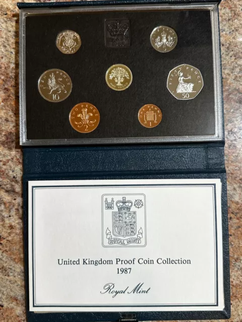 1987 United Kingdom Proof Coin Collection in Royal Mint Presentation Case