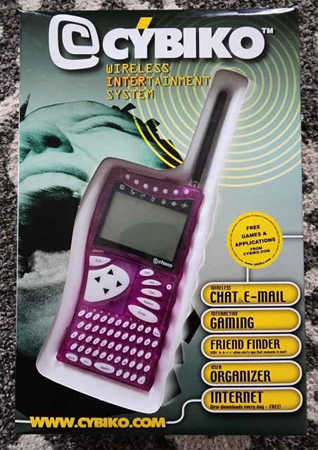 Vintage Cybiko PDA Wireless Entertainment System *RARE* CLEAR PURPLE BRAND NEW!