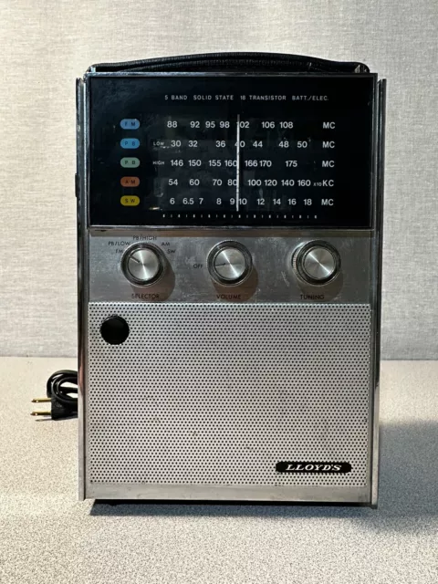 Vintage Lloyds Solid State 5 Band Radio 9N57B-37A AM/VHF LO/VHF HI/FM/SW  TESTED
