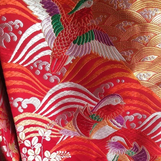 Japanese Kimono Uchikake Luxurious Wedding Embroidery Pure Silk Flower Red K405 6