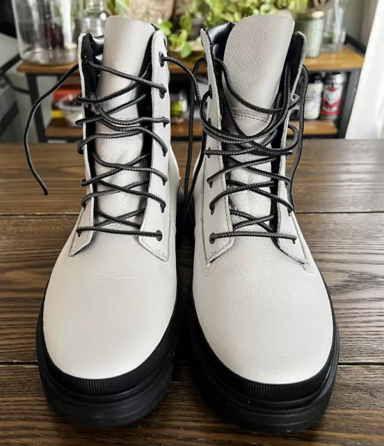Timberland Ray City White and Black Leather Waterproof Boots Womens US Size 8