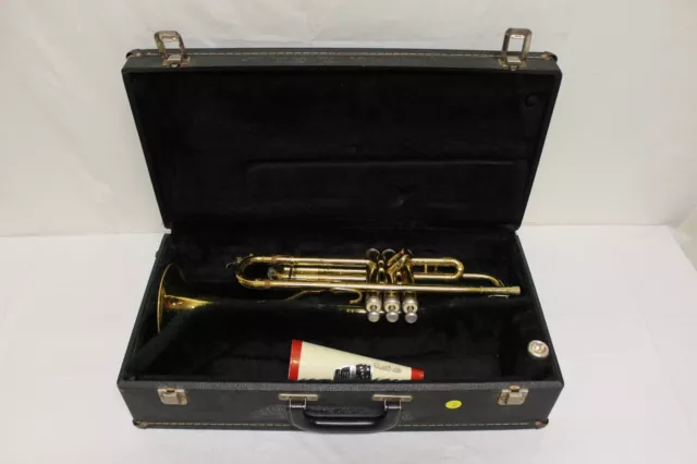 King 600 Student Trumpet & Case D4