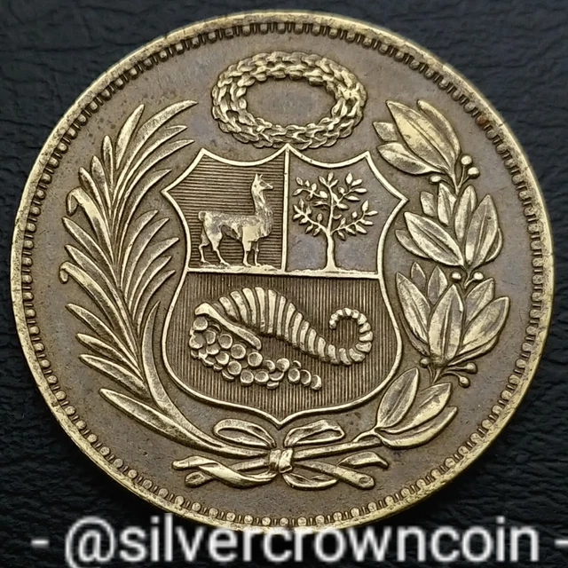 Peru 1 Un Sol de Oro 1952. KM#222. Brass One Dollar coin. National Arms.