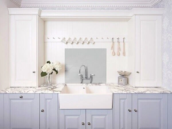 Placa de cocina resistente al calor gris mineral de vidrio Laura Ashley