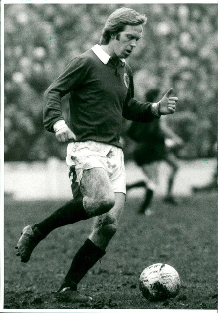 WHITWORTH. STEVE. FOOTBALLER. TAKTOESTET FARY F... - Vintage Photograph 3842482