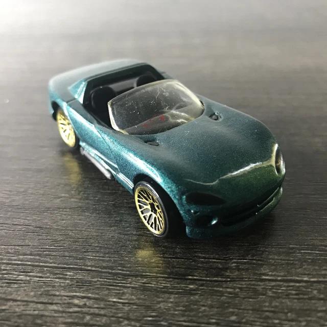 Vintage Hot Wheels 1992 Collector #210 Dodge Viper RT/10 Green 1:64
