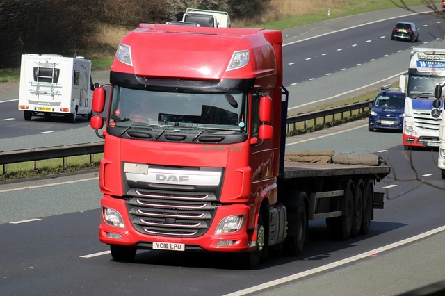 T176 TRUCK PHOTO YC16 LPU Daf (A1 Bramham 15.03.22)CS EUR 1,42 ...