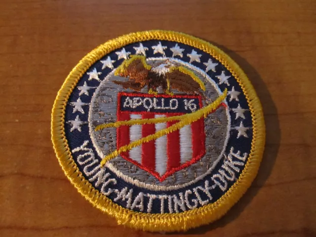 Apollo 16 YOUNG MATTINGLY DUKE Crew Embroidered Patch NASA