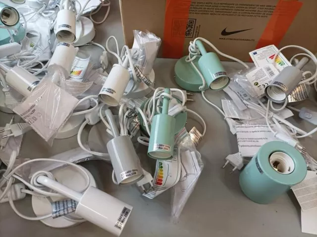 lot revendeur destockage De 26 Lampes