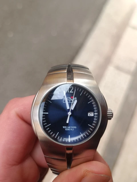 Montre Sector Série 470 Vintage Suisse - Mouvement Quartz, Boîtier Acier 40mm, Garantie 2 Ans