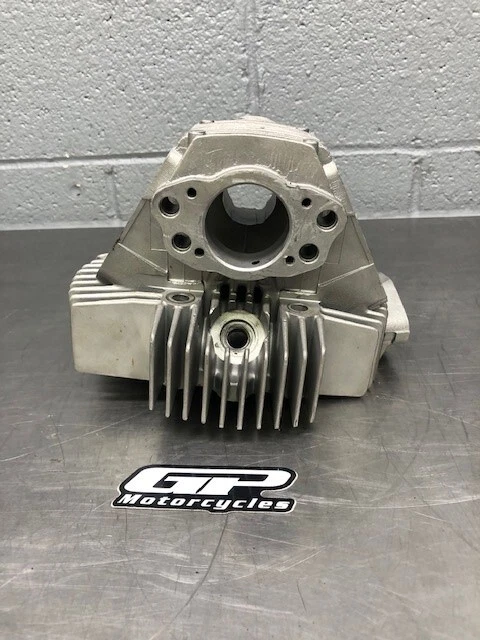 Ducati 900 Supersort Bevel Drive Head With Valves Ducati 900 Supersort Bevel Drive Head With Valves
