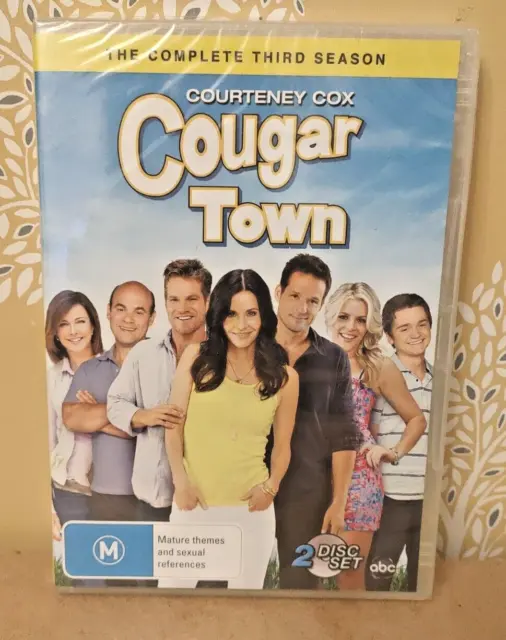 Cougar Town Complete Season 3 - 2 Disc Set - Region 4 Import DVD NEW Sealed