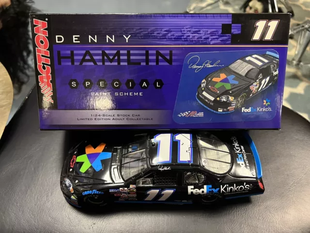 DENNY HAMLIN 2006 FEDEX HOME DELIVERY 1/24 MOTORSPORTS AUTHENTICS