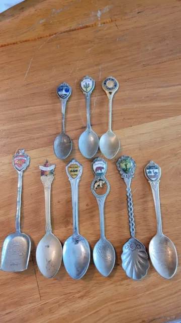 9 Vintage Souvenir Spoons Los Angeles Mackinac Island Niagra KY AZ NY Florida