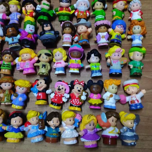 Lot of 15PCS Random Fisher Price Little People Figures Toys- No Repeat 3