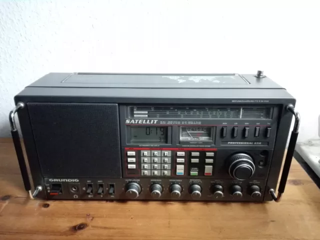 Weltempfänger Grundig Satellit Professional 650 Radio