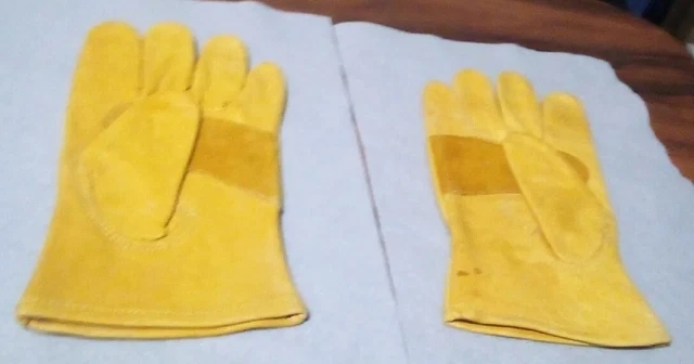 Wells Lamont Size M Leather Work Gloves