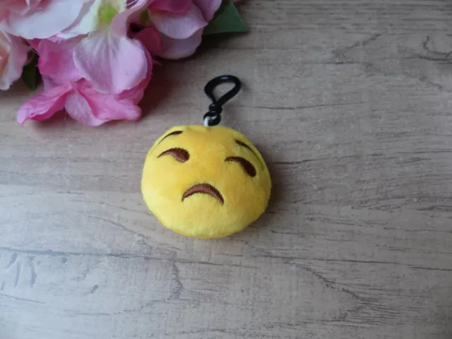 Bijou de Sac ou de Téléphone Peluche Mécontent -  Bijoux des Lys