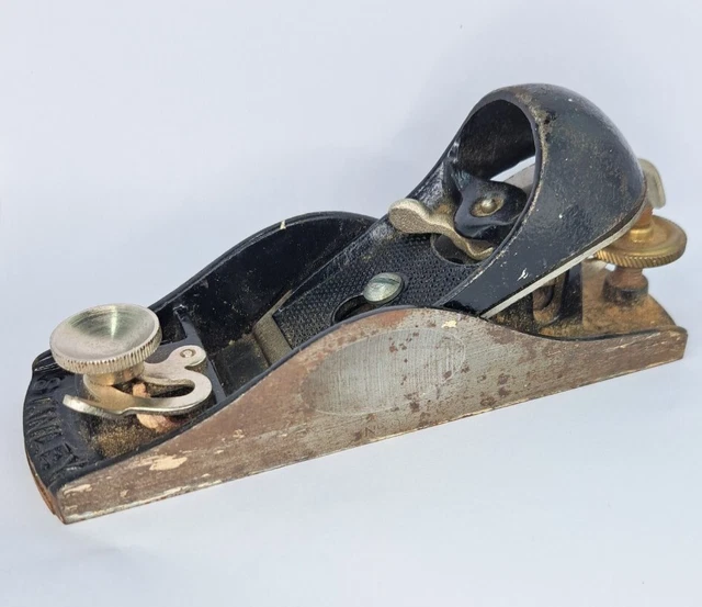 STANLEY No 9 1/2 BLOCK PLANE. Good working order