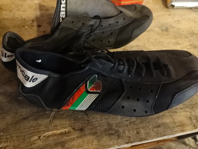 Chaussures DIADORA (T44) Vintage 1984 Vélo Cyclisme Rétro Cycling Shoes Chaussures DIADORA (T44) Vintage 1984 Vélo Cyclisme Rétro Cycling Shoes