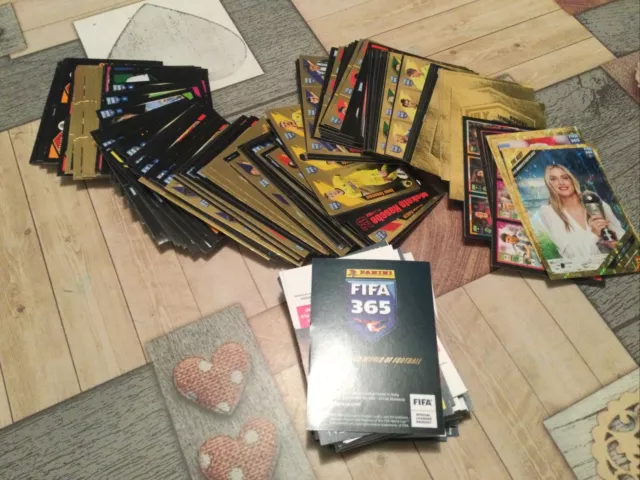 207 Images Panini Football FIFA 365 De 2023/2024 Et 86 Codes Digital
