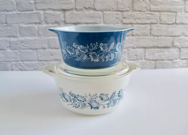 Vintage Pyrex Glass Casserole Dishes Colonial Mist Blue/White One W/Lid #473,474