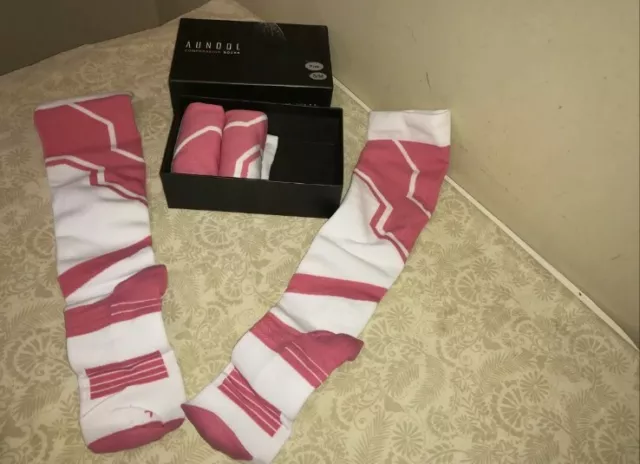 New AUNOOL Compression Socks 20-30mmHg Socks Size S/M Pink Knee High