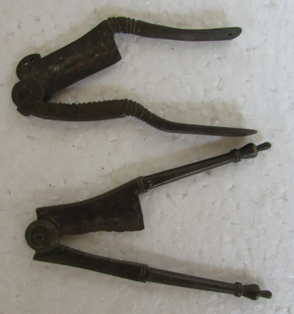 2 Pc Old Brass Handcrafted Betel Nut Cutter Sarota  Collectible 3
