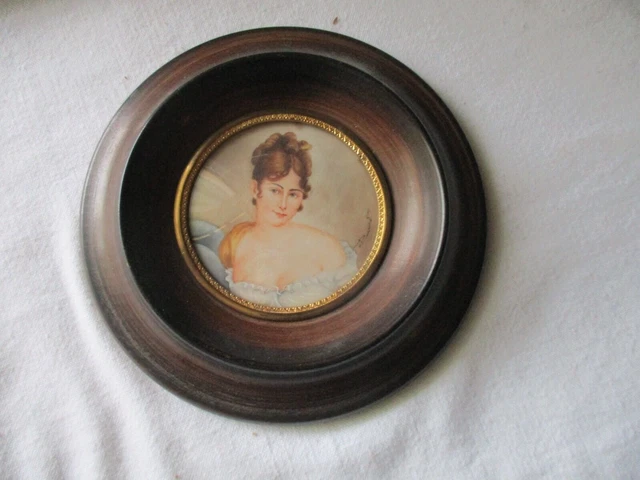 Ancienne belle  miniature peinte et signée  portrait de Mme Récamier