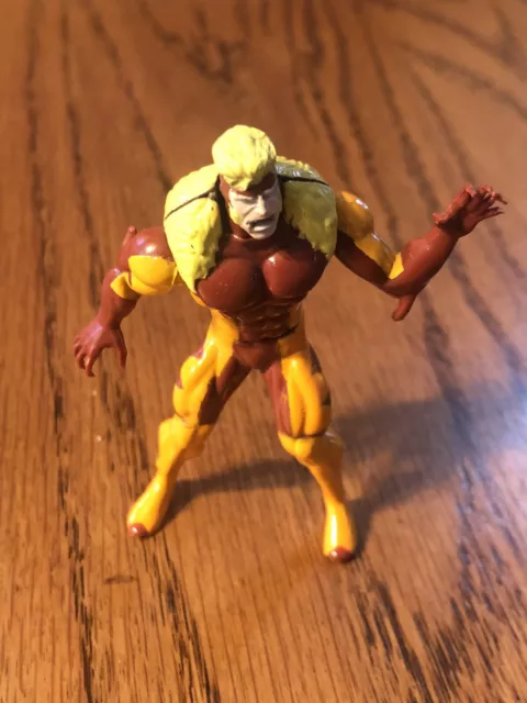 ToyBiz Marvel Sabretooth Steel Mutants Die Cast 3" Figure