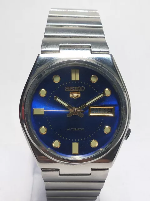 Vintage Seiko Automatic Movement Day Date Dial Analog Wrist Watch A8