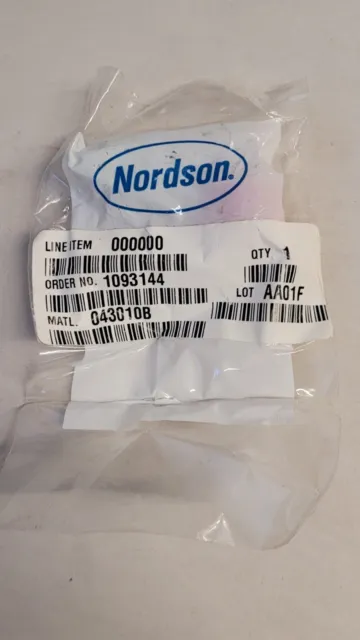 New Nordson 043010B Hot Melt Adhesive System Fitting 2F3-RW