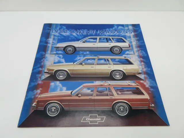 1982 Chevy STATION WAGON Brochure Catalog - Impala, Caprice, Malibu
