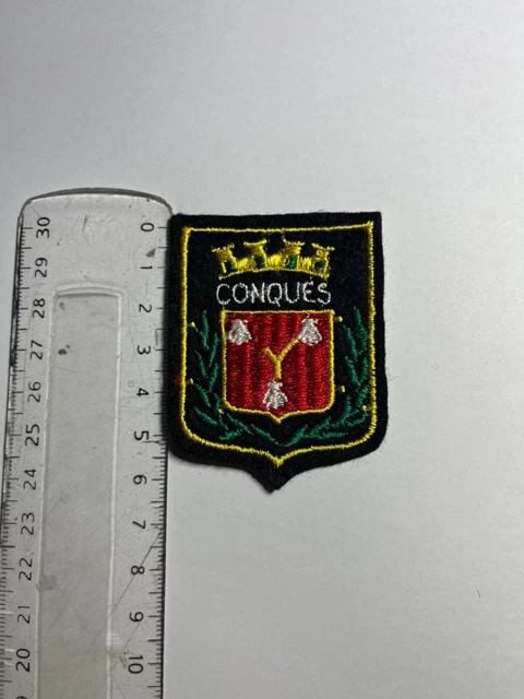 Tour Eiffel ECUSSON BRODE EMBROIDERED PATCH WAPPEN KAMM Tour Eiffel ECUSSON BRODE EMBROIDERED PATCH WAPPEN KAMM