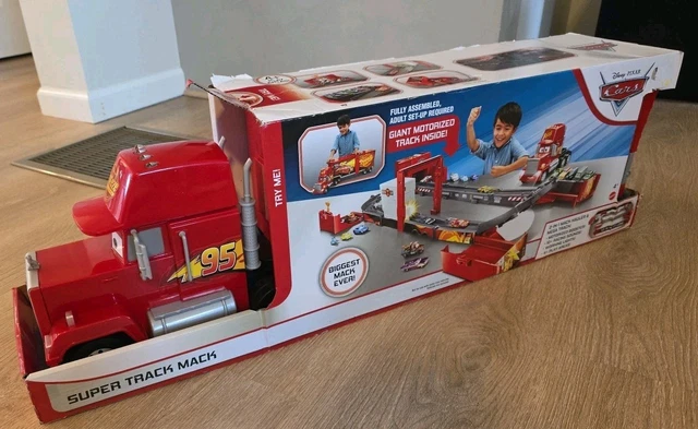 DISNEY PIXAR CARS Super Track Mack 2-in-1 Transforming Truck ...