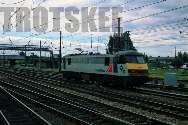 35MM SLIDE BR British Rail Electric Loco Class 90 90147 1999 Doncaster ...