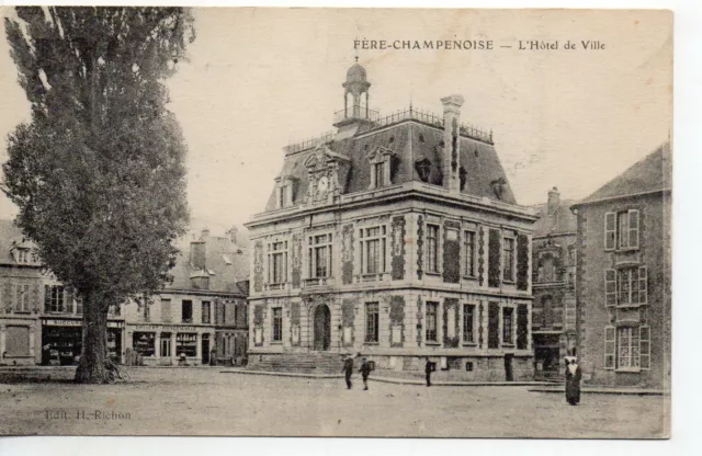 FERE CHAMPAGNE - Marne - CPA 51 - the Hotel de ville - shops