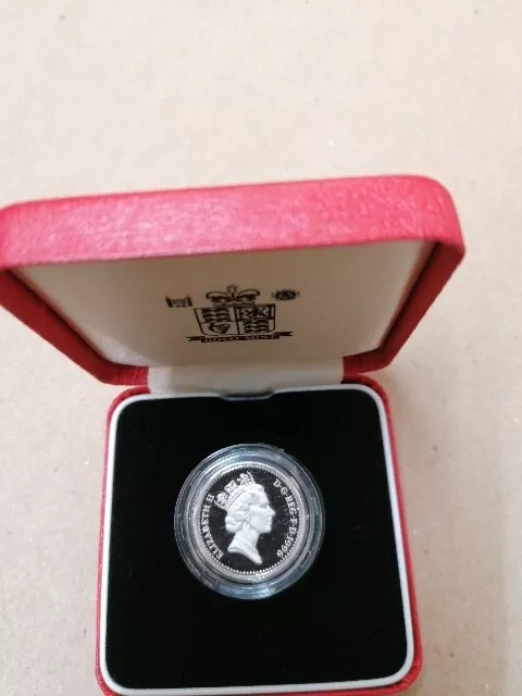 Silver Proof Piedfort  1996 Elizabeth lI £1 Pound Coin With Case